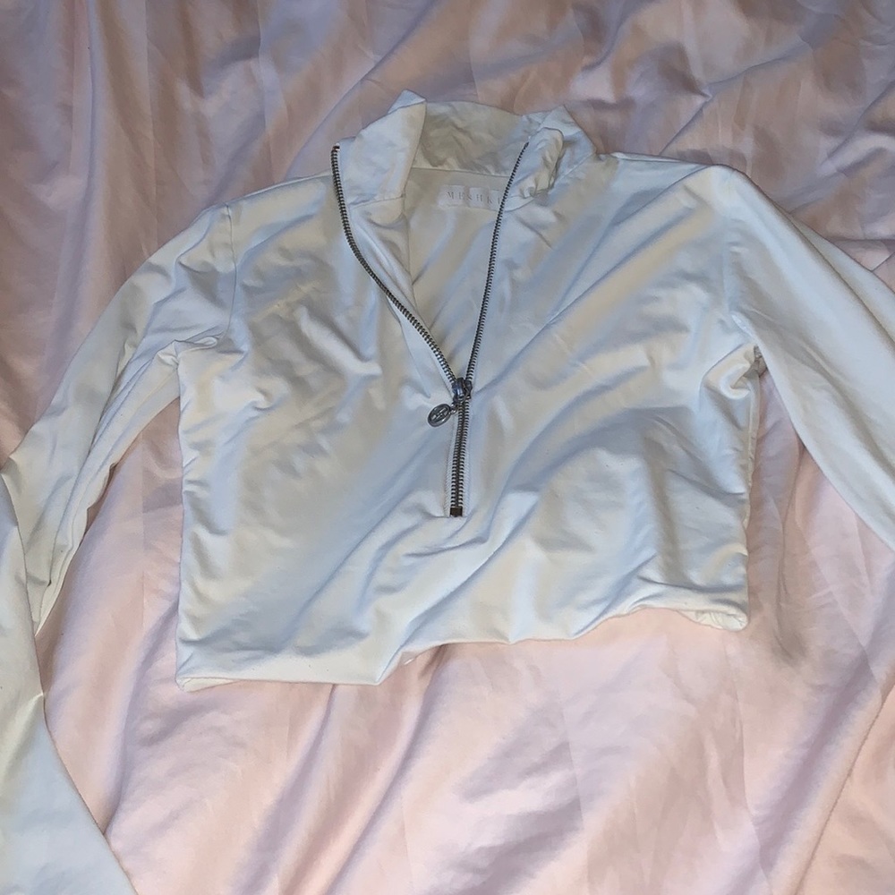 MESHKI mock zip crop top xs white worn - Picture 3 of 3
